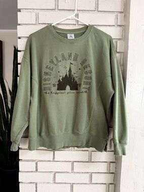 Disneyland Resort Crewneck Sweatshirt Castle Graphic Happiest Place on Earth